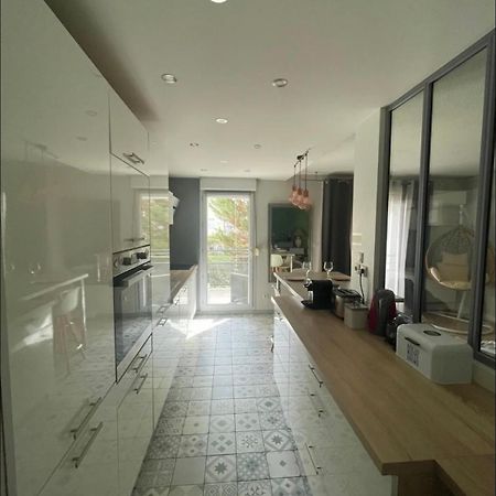 Appartement De 68M2 Avec Garage Et Climatisation Lyon Zewnętrze zdjęcie